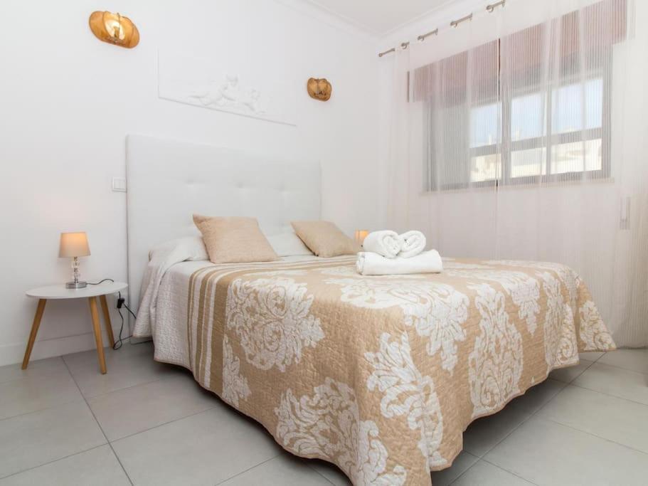 Central Apartment - Pool And Sea View & Albufeira Center Экстерьер фото